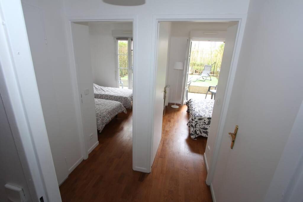 Sloan Square Apartment Bmyguest Serris Dış mekan fotoğraf
